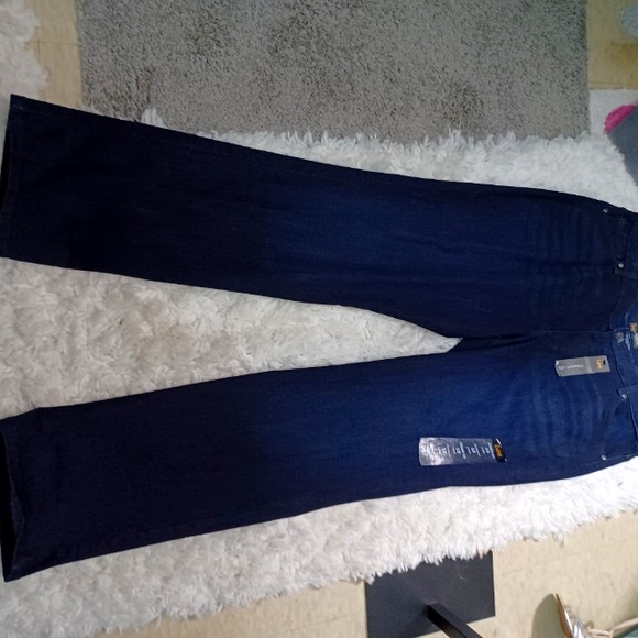 New Lee  Straight Legs Relaxed Fit Blue Jeans, Size 18 Long - Picture 2 of 16